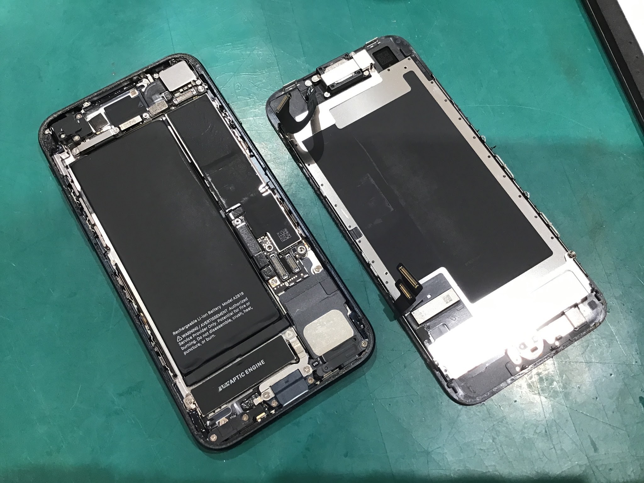 iPhoneSE第2世代のバッテリー交換を承りました。【スマホ修理工房丸井錦糸町店】